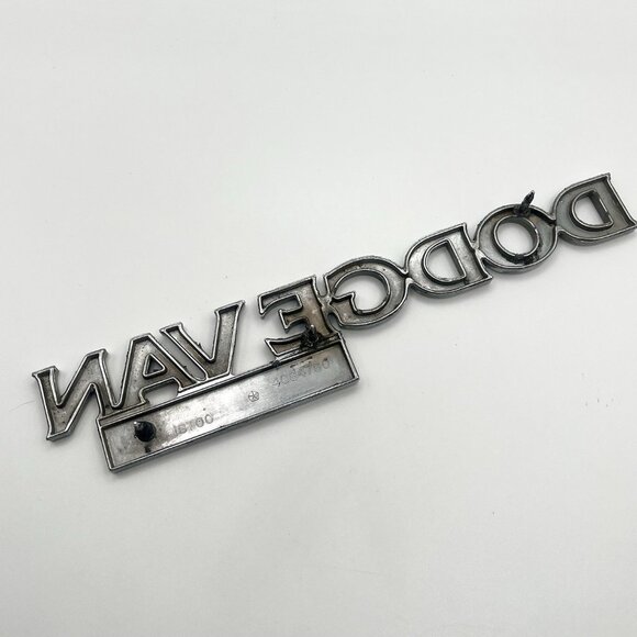 Vintage 70s Dodge Van 100 Emblem Badge OEM Mopar 4084780 Tradesman Sportsman - Picture 2 of 8